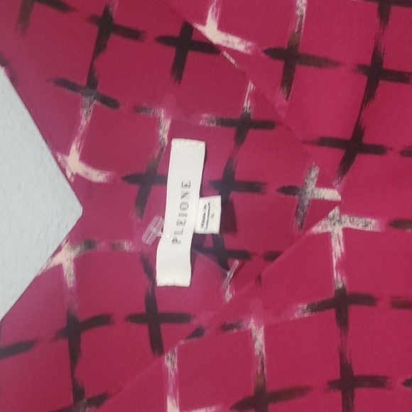 Pleione Lightweight Top Womens Size L Large Burgundy Red Sleeveless Tank v-neck - Picture 5 of 12